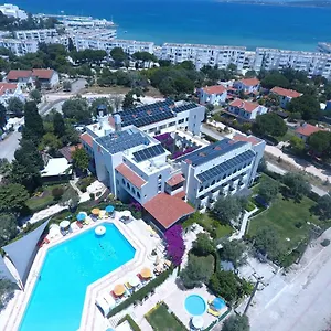 Arinnanda Отель